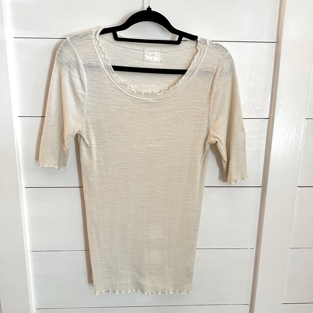 Y2K ANTHRO T.LA Cream ribbed ruffled hem Bella Swam simple short sleeve tunic M